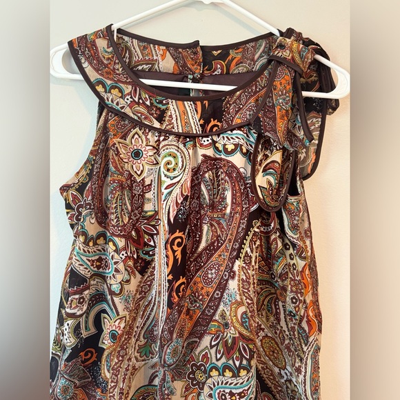 BCX Short Sleeve Elegant Office Blouse with Liner Size L - Picture 5 of 7